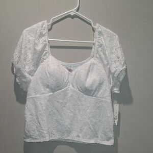 NWT Junior Plus Puff Sleeve Top